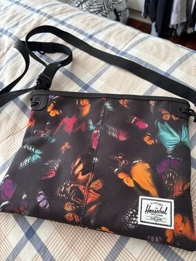 Hershel Black Butterfly Crossbody Bag like new!!!